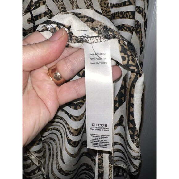 Chicos Blouse Womens Petite 0 Sz PS Top Brown Animal Zebra Tassel Shirt Mobwife - Picture 5 of 9